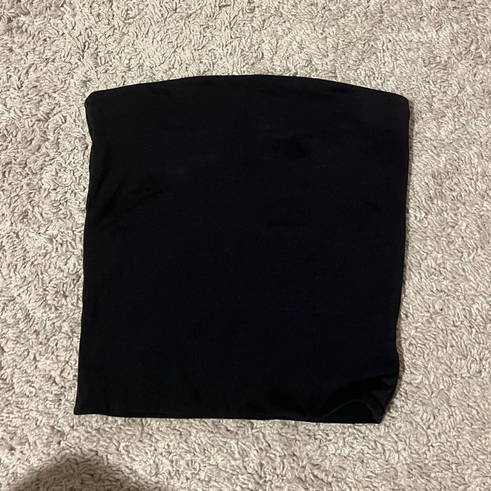 Aritzia Babaton contour tube top